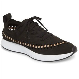 Nike Dual-Tone Racers Woven Black/Tan Size 6 U.S.
